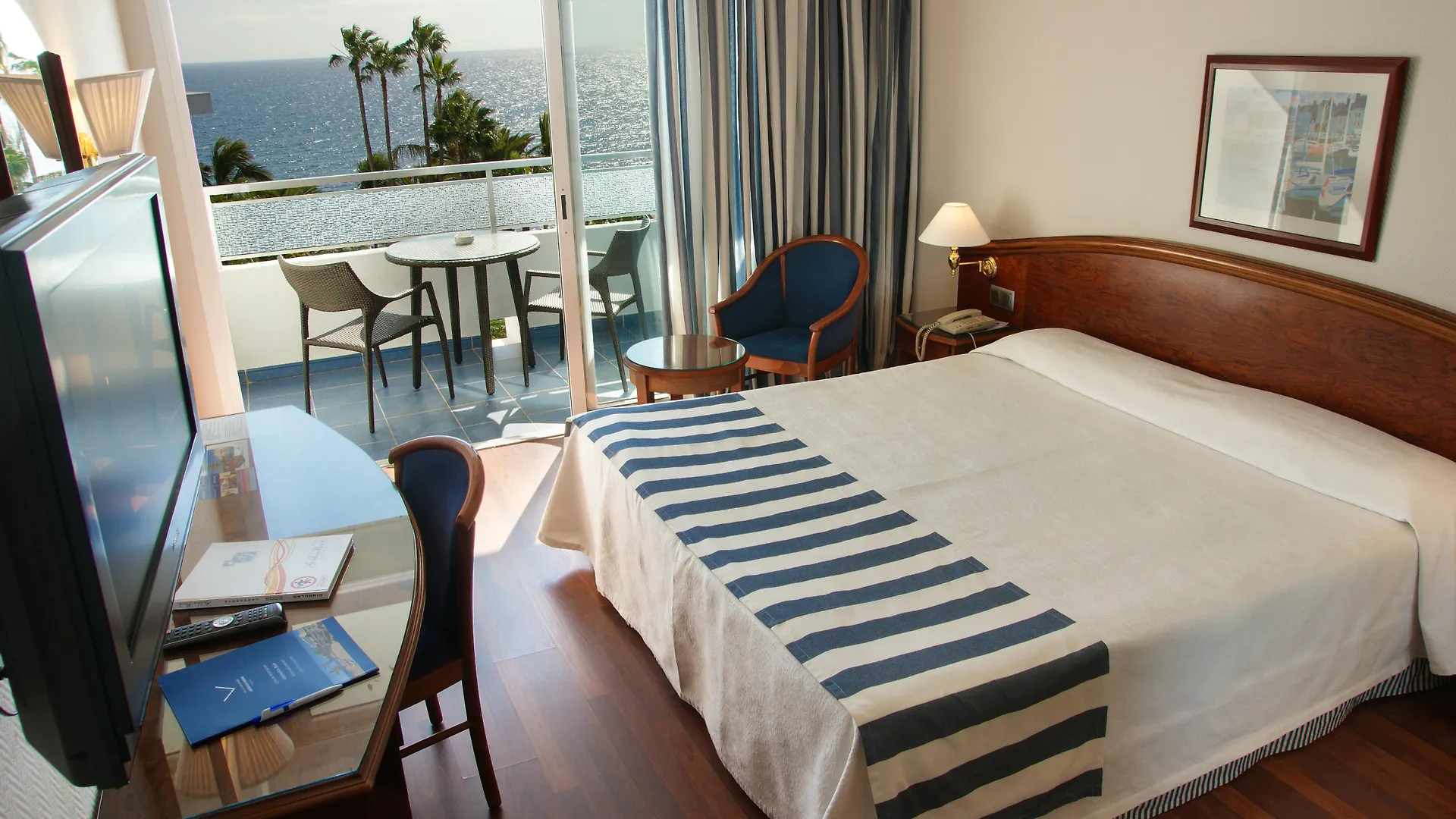 VIK Hotel San Antonio Puerto del Carmen  4*, Puerto del Carmen (Lanzarote)