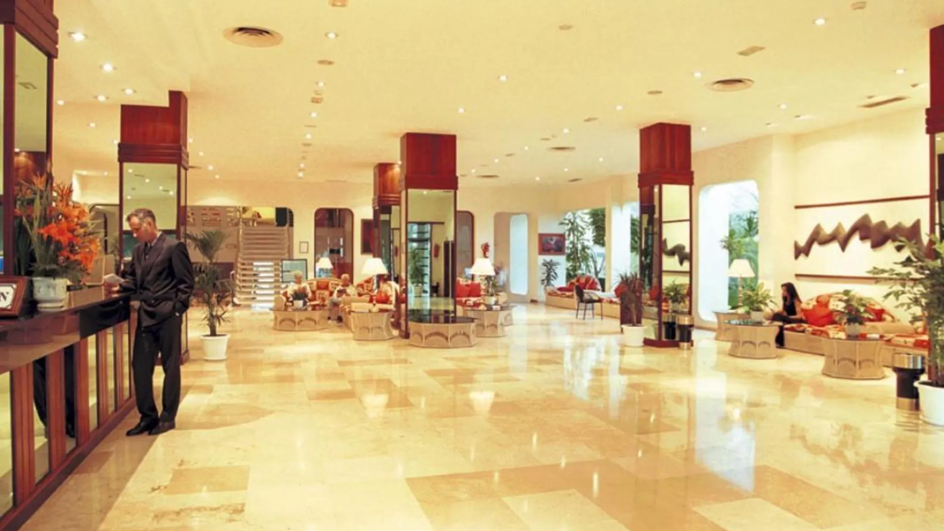 Vik Hotel San Antonio Puerto del Carmen   Puerto del Carmen (Lanzarote)